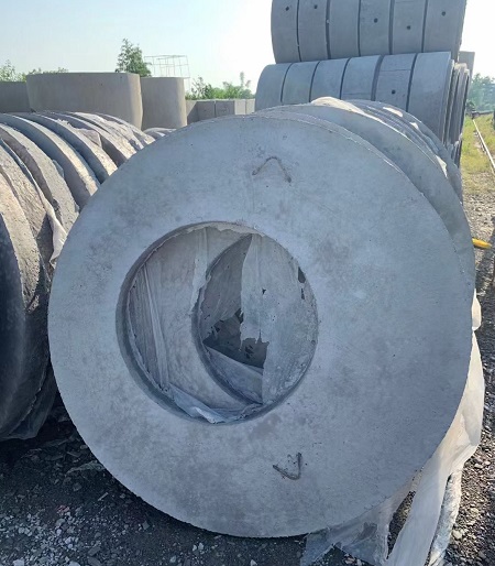 預(yù)制檢查井圖片,檢查井預(yù)制底板圖片,預(yù)制檢查井安裝圖片