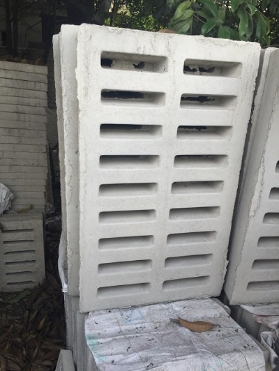 水泥雨水篦子圖片，水泥雨水篦子高清圖片，水泥雨水篦子成品圖片，水泥雨水口立篦子圖片，四孔水泥雨水篦子圖片