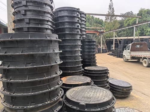 鑄鐵井蓋，井蓋承重規格，鑄鐵井蓋重量，重型井蓋，輕型井蓋，井蓋選擇