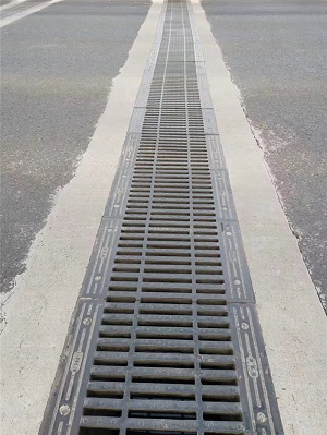 橫截溝鑄鐵篦子，橫截溝，橫截溝篦子，隧道橫截溝鑄鐵篦子