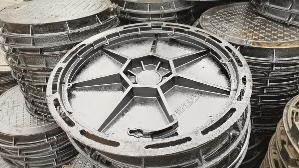 球墨鑄鐵卡簧井蓋，卡簧井蓋